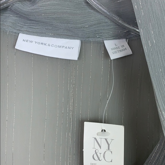 Box 3 NY & Company Large Sleeveless Blouse Sheer - Picture 3 of 5